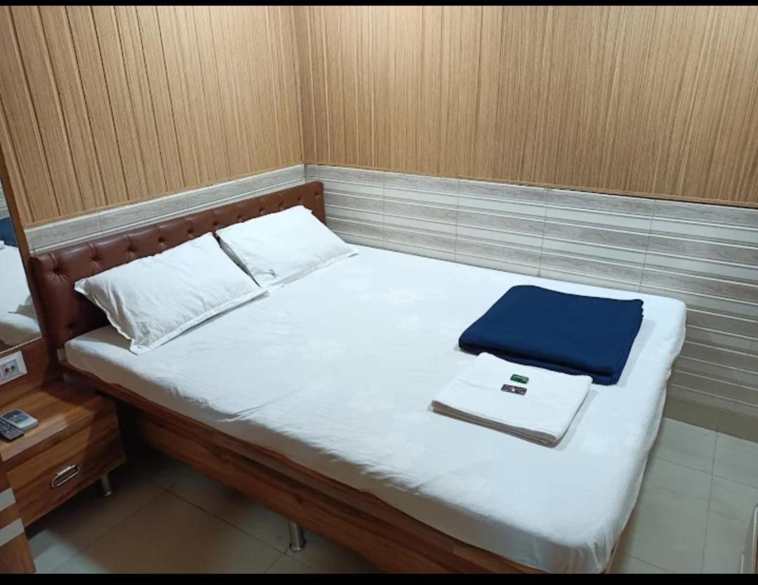 Kamal Lodge Kalkuta Zewnętrze zdjęcie